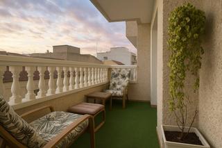 Flat  Zulaida. Piso, 4 habitaciones, 2 baños, rojales