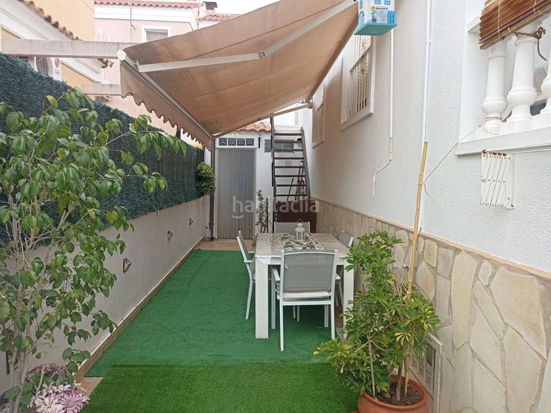 Foto 17a81b4f-65ae-477b-90fe-c3e8068f35bb. Casa adossada amb piscina a Valverde Elche / Elx
