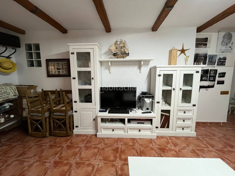 Foto 5a7778e0-ed45-4f76-bf03-c9b57c428486. Casa adossada amb piscina a Valverde Elche / Elx