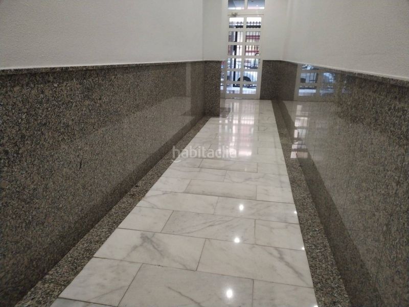 Foto bac79fbb-df08-4ae0-b60c-4f2d083426bd. Pis amb aparcament a Plaza Crevillente - Antiguos Juzgados - El Asilo Elche / Elx