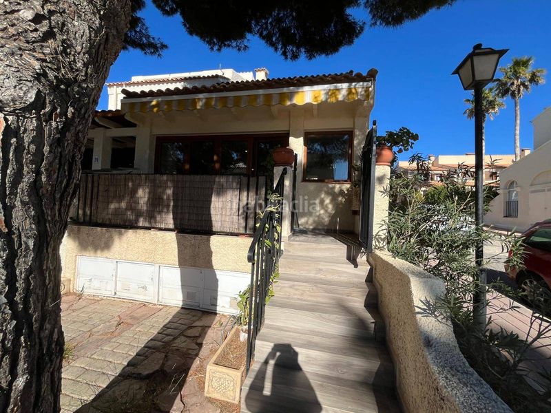 Foto 62b189e0-d1de-4225-8294-5b2b0416058b. Casa amb calefacció aparcament piscina a Monte Faro-Altomar II Santa Pola