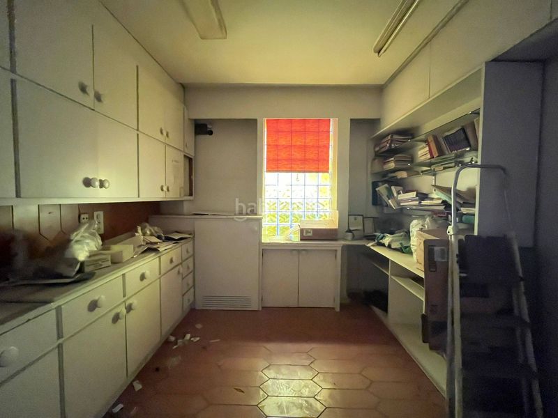 Foto fefa0c06-5a2e-47b7-b0d6-17a267af5a6c. Local comercial a Centro Elche / Elx