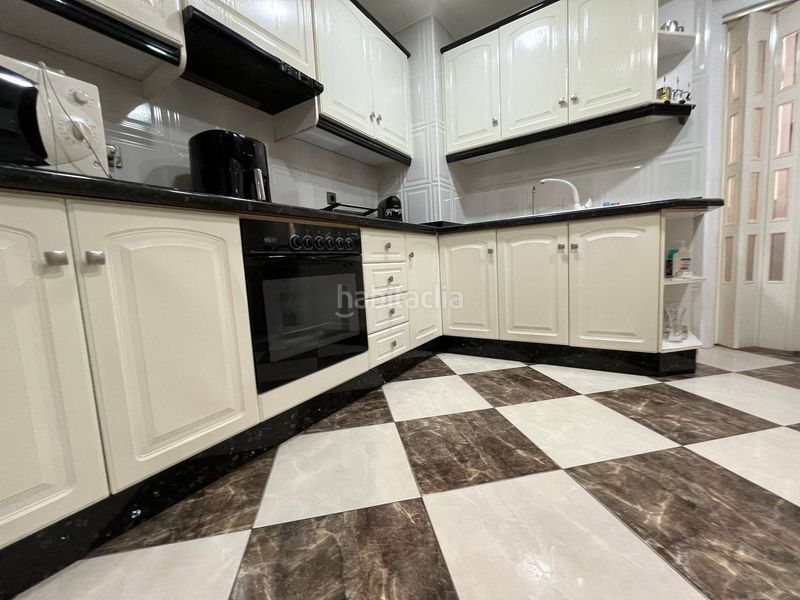 Foto 86a00d21-23b7-498d-a92d-52e8265b4e31. Pis a El Toscar Elche / Elx