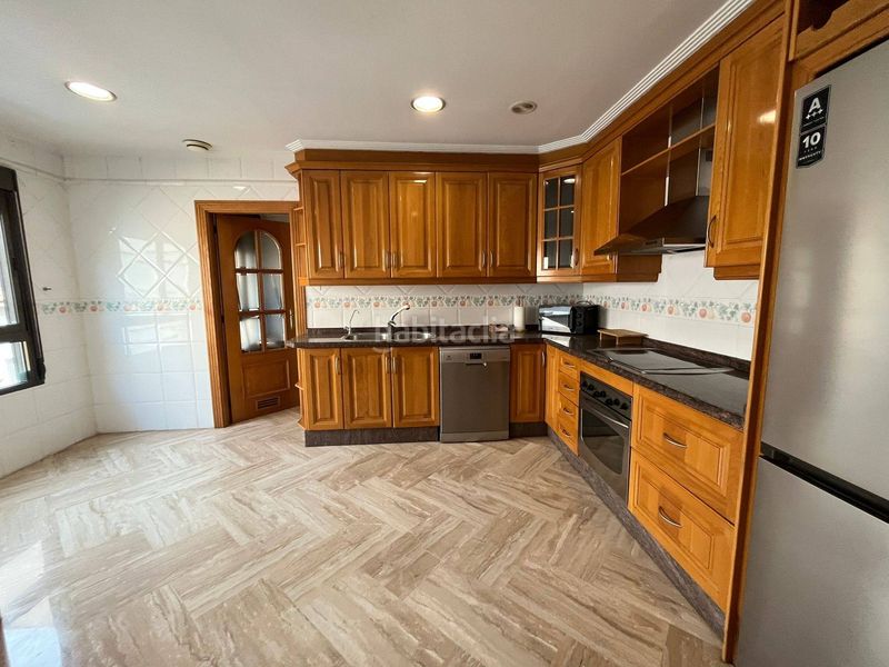 Foto f2b54e4f-d0c0-48ea-9eb0-b9c013385706. Pis a Centro Elche / Elx