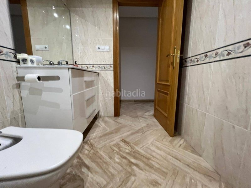 Foto f792eac6-996b-4a7f-b9ba-f544b1d31138. Pis a Centro Elche / Elx