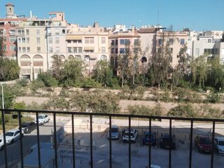 Flat  Plaza plaza reyes católicos. Piso, 3 habitaciones, 2 baños, centro, elche