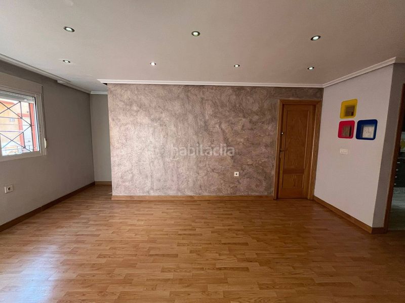 Foto d337fa78-e24c-43b5-8660-7ac9f5c4fb49. Casa amb aparcament piscina a Redován