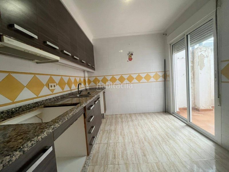 Foto f1425205-d5c8-439b-8b4c-cfce49691974. Casa amb aparcament piscina a Redován