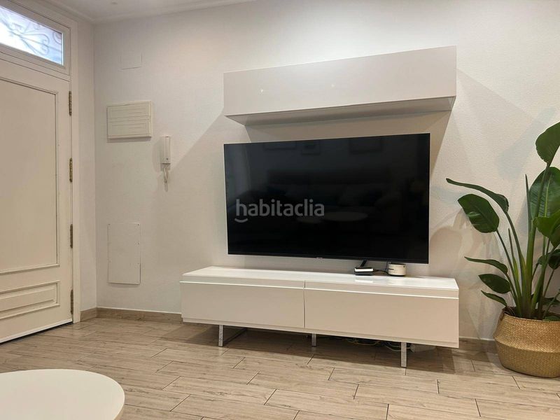 Foto db75cbb6-a499-44cd-90de-6c64df4b7a10. Planta baixa a Centro Elche / Elx