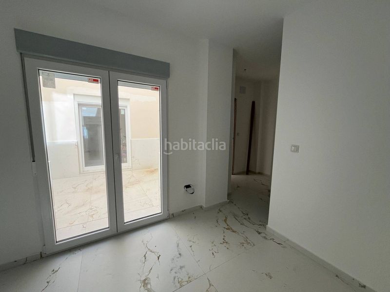 Foto c0189234-b88e-48ab-b798-2a05f7e0bac2. Casa a Reina Victoria - Miguel Hernández Elche / Elx
