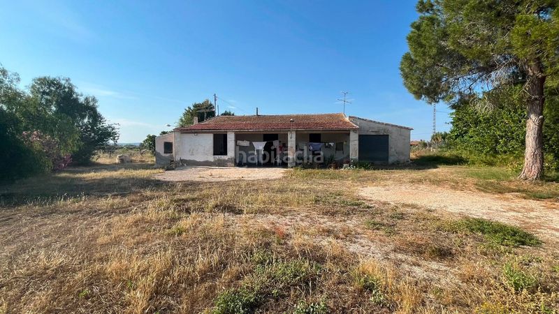 Foto cfe0a027-42c2-47f2-af76-961b262fb687. Casa amb aparcament a Perleta - Maitino Elche / Elx