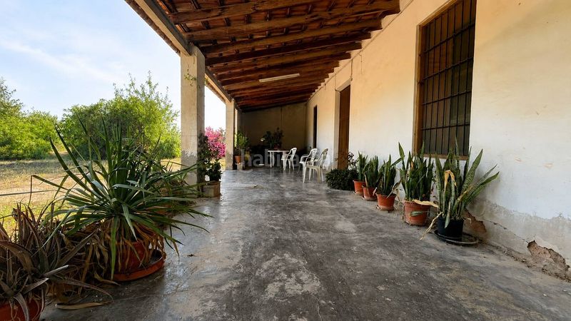 Foto fd0003bc-4c69-4c14-8ba6-6255d5107b39. Casa amb aparcament a Perleta - Maitino Elche / Elx