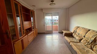 Piso  Calle xiquico. Piso 3 habitaciones, 2 baños, la hoya, elche