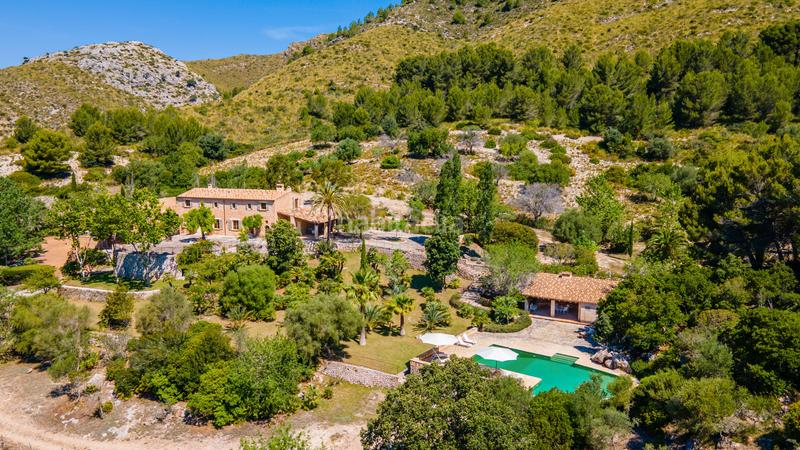 Foto 5cdbb33c-379f-4961-8b60-d829b88e4bd3. Alquiler masía finca exclusiva en venta, en Artà poble Artà