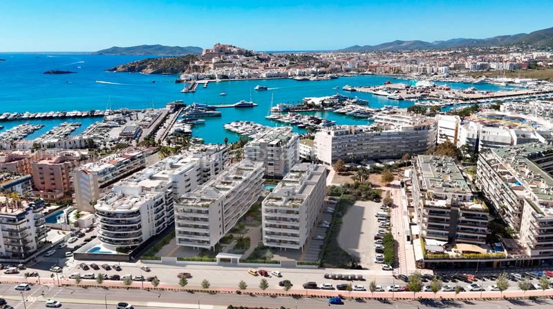 Foto 8e443cea-7c0f-491f-a19f-cd3e3b14ef1d. Attico 183m<sup>2</sup> con riscaldamento parcheggio in Marina Botafoc-Talamanca Ibiza