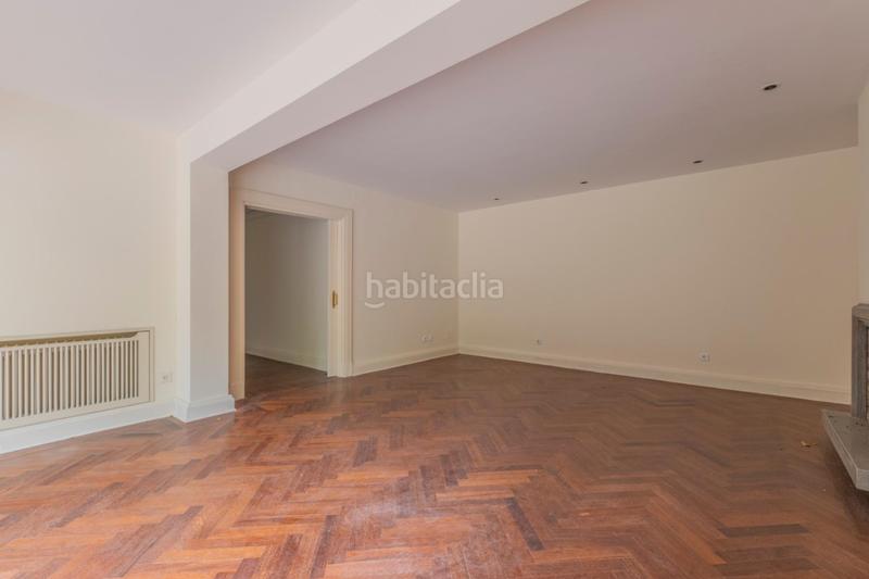 Foto 417e229d-909e-455c-9621-a41ffcda99b5. Chalet chale en puerta de hierro en Ciudad Universitaria Madrid