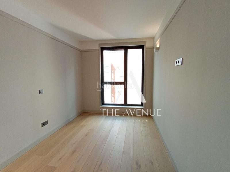 Foto 2b7276fa-ee63-42b9-814f-008d542b8e29. Alquiler piso exclusivo piso a estrenar en chamberí con piscina en azotea, gimnasio, garaje y trastero en Madrid