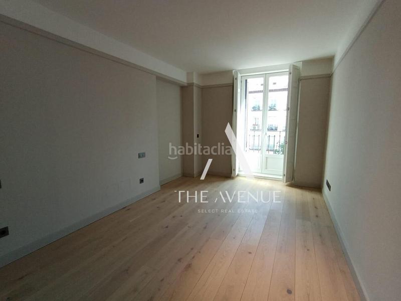Foto 5439395d-d1e5-4d9d-8238-b4670398589d. Alquiler piso exclusivo piso a estrenar en chamberí con piscina en azotea, gimnasio, garaje y trastero en Madrid