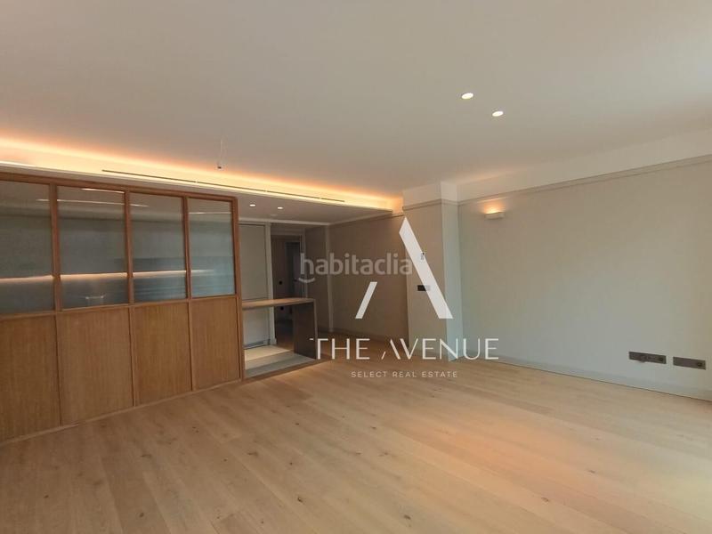 Foto 999d3edb-db8e-4810-bc99-90e3f839be87. Alquiler piso exclusivo piso a estrenar en chamberí con piscina en azotea, gimnasio, garaje y trastero en Madrid