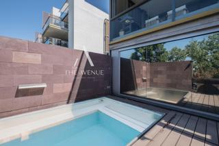 Planta baja  Calle camino viejo del cura. Exclusivo bajo con jardín y piscina privada en el encinar de los
