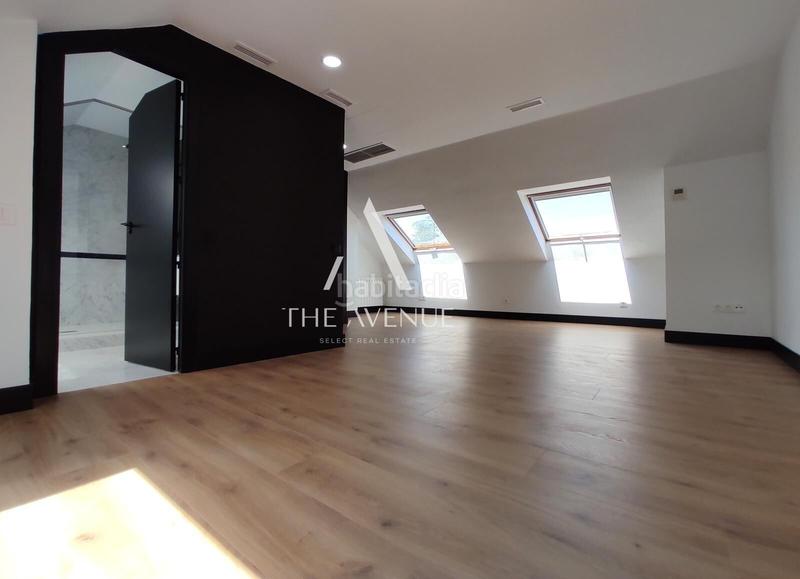 Foto 4b124152-36c0-41f7-a443-a1a6f2d8c008. Appartamento con riscaldamento piscina in el soto de La Moraleja La Moraleja