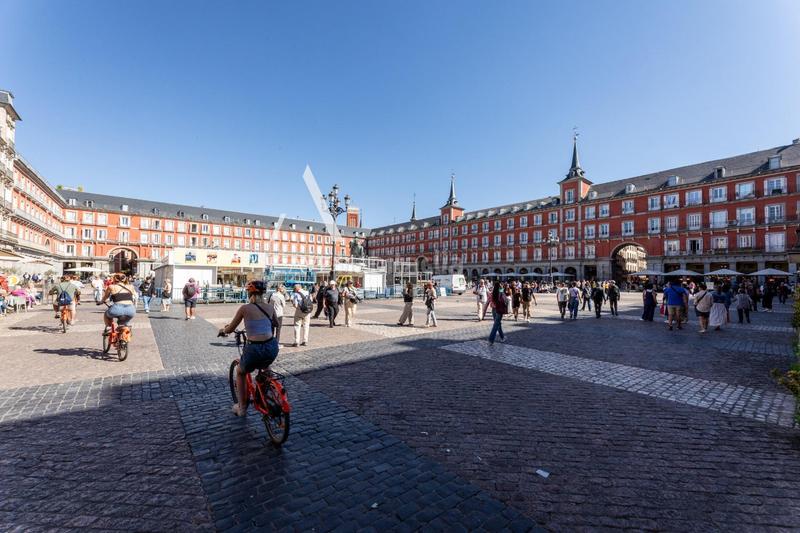Foto cf5bbdee-00b5-442c-99cb-cef515005abc. Appartamento con riscaldamento in Sol Madrid