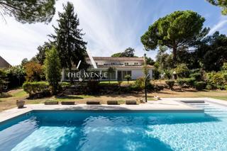 Chalet  Avenida del monte alina. Chalet independiente en montealina
