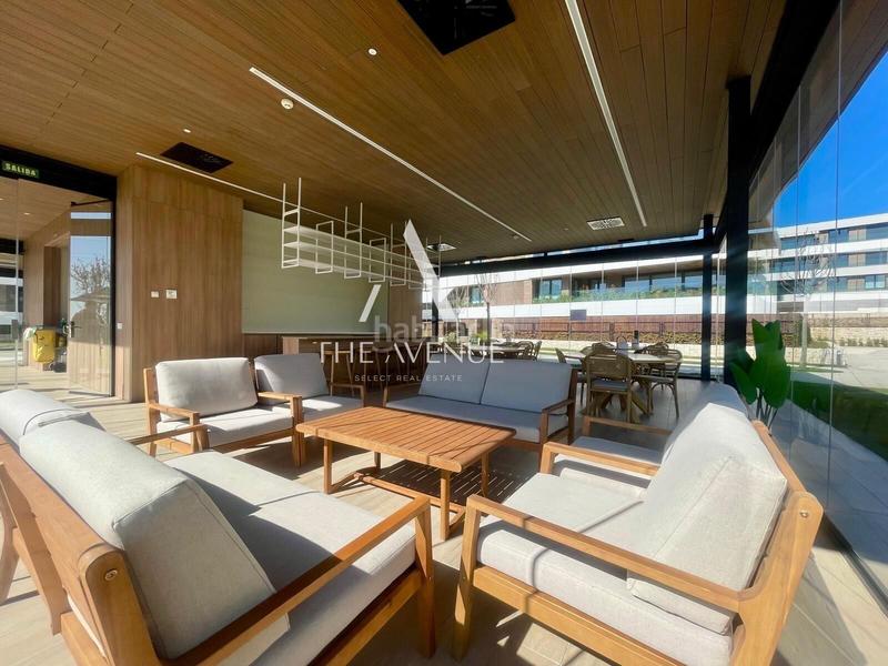 Foto 280c937c-9f10-4d16-9765-0ef9df17ed31. Appartement avec chauffage parking piscine dans urbanización La Moraleja La Moraleja