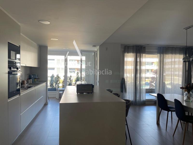 Foto 670c9c9d-c097-401b-8ba6-ca0d1b7dd665. Appartement avec chauffage parking piscine dans urbanización La Moraleja La Moraleja