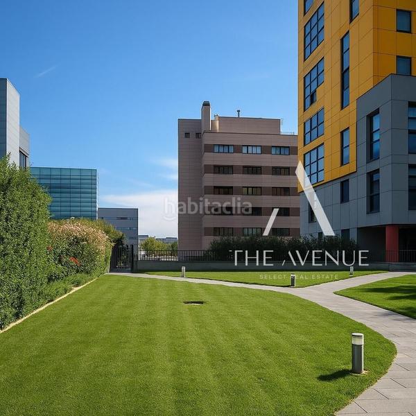 Foto f26fcf05-43a0-4c7f-a259-f3e8b6072a44. Loft avec parking piscine dans Las Tablas Madrid