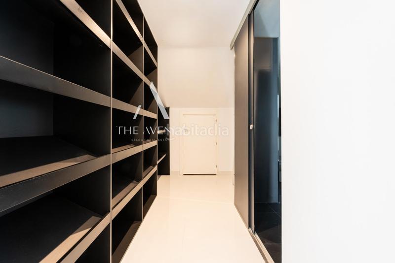 Foto 1ed32245-423e-4837-bfc0-090b2ac8608f. Chalet  independiente a la venta en urbanización La Moraleja La Moraleja