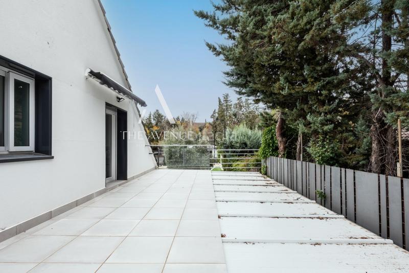 Foto e7d77cb7-4151-4bd1-ae6f-088d234d220d. Chalet  independiente a la venta en urbanización La Moraleja La Moraleja