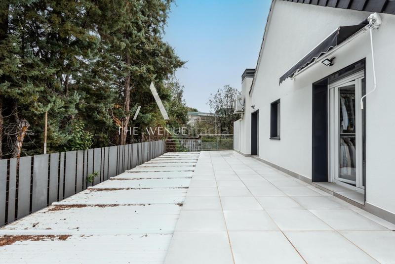 Foto fc062a34-5f8b-461b-9a12-cf5b2b99f48e. Chalet  independiente a la venta en urbanización La Moraleja La Moraleja