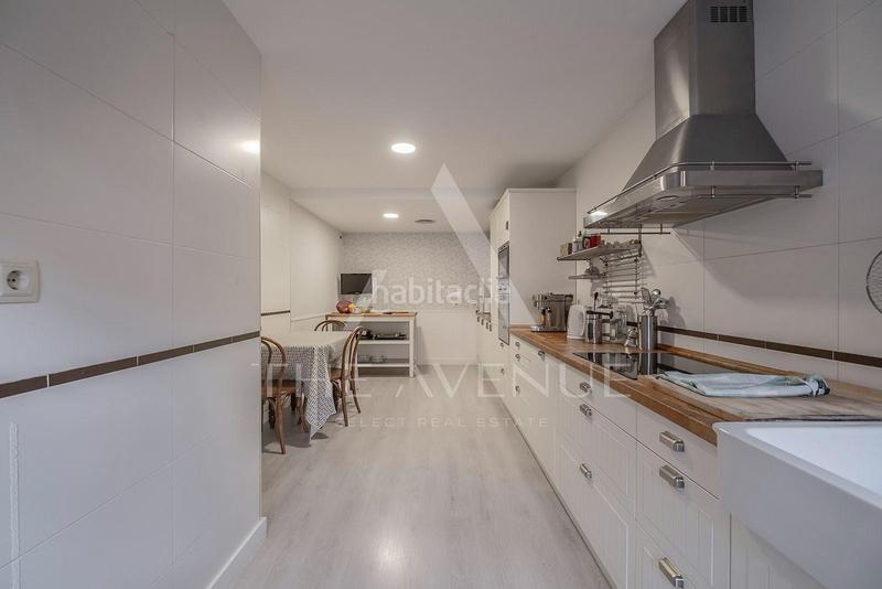 Foto 26298e68-616a-477c-9ad1-f5ffcc6de2fb. Casa adosada espectacular adosado en conde orgaz en Madrid