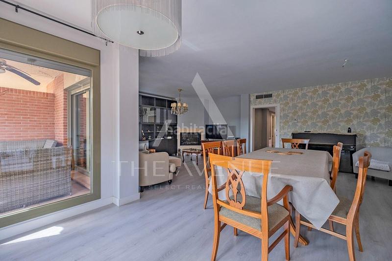 Foto a5c7d058-9416-4c5a-a587-f16adef38984. Casa adosada espectacular adosado en conde orgaz en Madrid