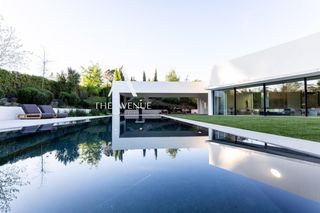 Chalet à Somosaguas. Exclusivo chalet independiente a estrenar de arquitectura  conte