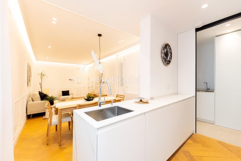 Foto b15141e4-f4e6-4db8-aa9a-97b64c211467. Pis a Lista Madrid