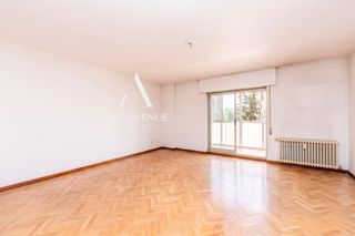 Appartement  Calle villa de marin. Amplio piso de 144  metros  todo exterior y con dos plazas de ap