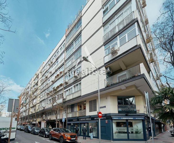 Foto 56a7747b-7cd2-475e-9064-db06dbef0f96. Flat with heating in Lista Madrid