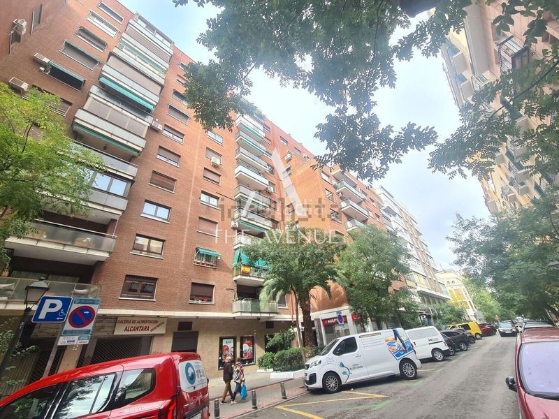 Foto 9cd188b2-c28a-4c4d-bbba-2d176a3b145d. Flat with heating in Lista Madrid