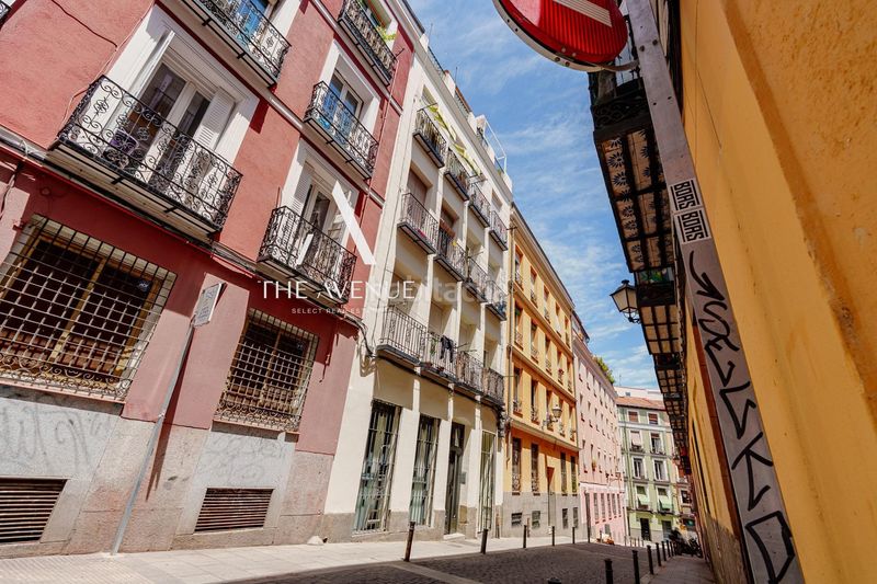 Foto ff08cfde-05c9-44e4-98a5-6386524bdae9. Àtic amb calefacció a Embajadores-Lavapiés Madrid
