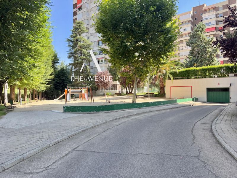 Foto e09780e2-e8f5-4217-a840-5343a051e0e7. Pis amb calefacció aparcament a La Paz Madrid
