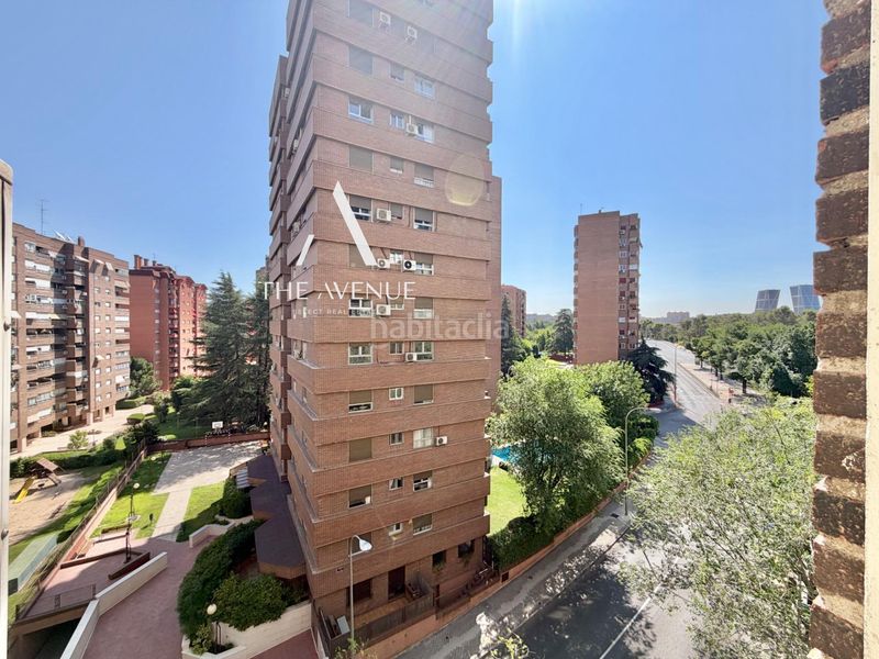 Foto f3cb2cbd-839d-4be1-b289-4fdfbb78e3bd. Pis amb calefacció aparcament a La Paz Madrid