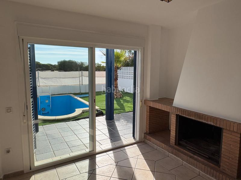 Foto 97626348-caea-4205-ae58-38263947ed2d. Xalet amb xemeneia calefacció aparcament piscina a Almonte