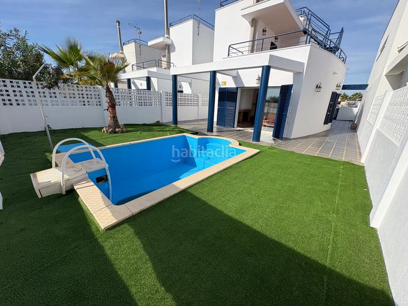 Foto e67a2154-9a32-4874-8586-832a37a4a933. Xalet amb xemeneia calefacció aparcament piscina a Almonte