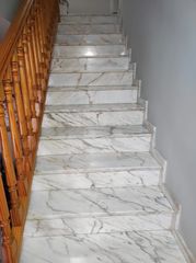 Chalet  Calle san benito. 180 m² · 3 plantas · 3 dormitorios · terraza · azotea · junto a
