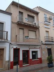 Building in Calle larga alta 20. Venta edificio con dos viviendas y local. c/ larga alta nº 20. c