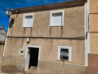 Maison à Calle nueva 21. Casa con patio. c/ nueva nº 21. aliseda (cáceres).