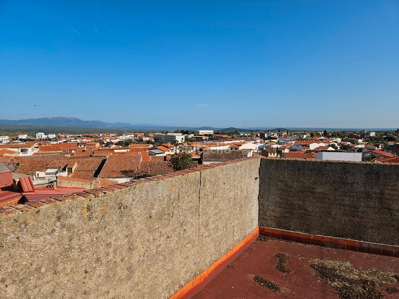 Foto 5a6c56a5-f612-4bbd-9d45-896e68d55a92. Pis a calle nidos 1 a Garrovillas