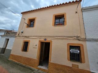 Casa en Barrio nuevo 18. Venta casa en membrio (cáceres)